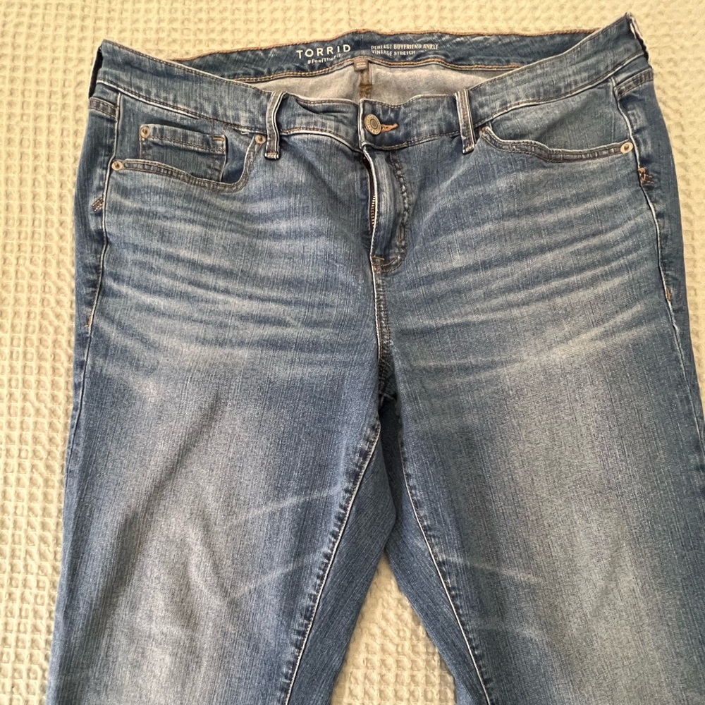Torrid Women's Perfect Boyfriend Ankle Stretch Jeans 18R - Picture 2 of 5
